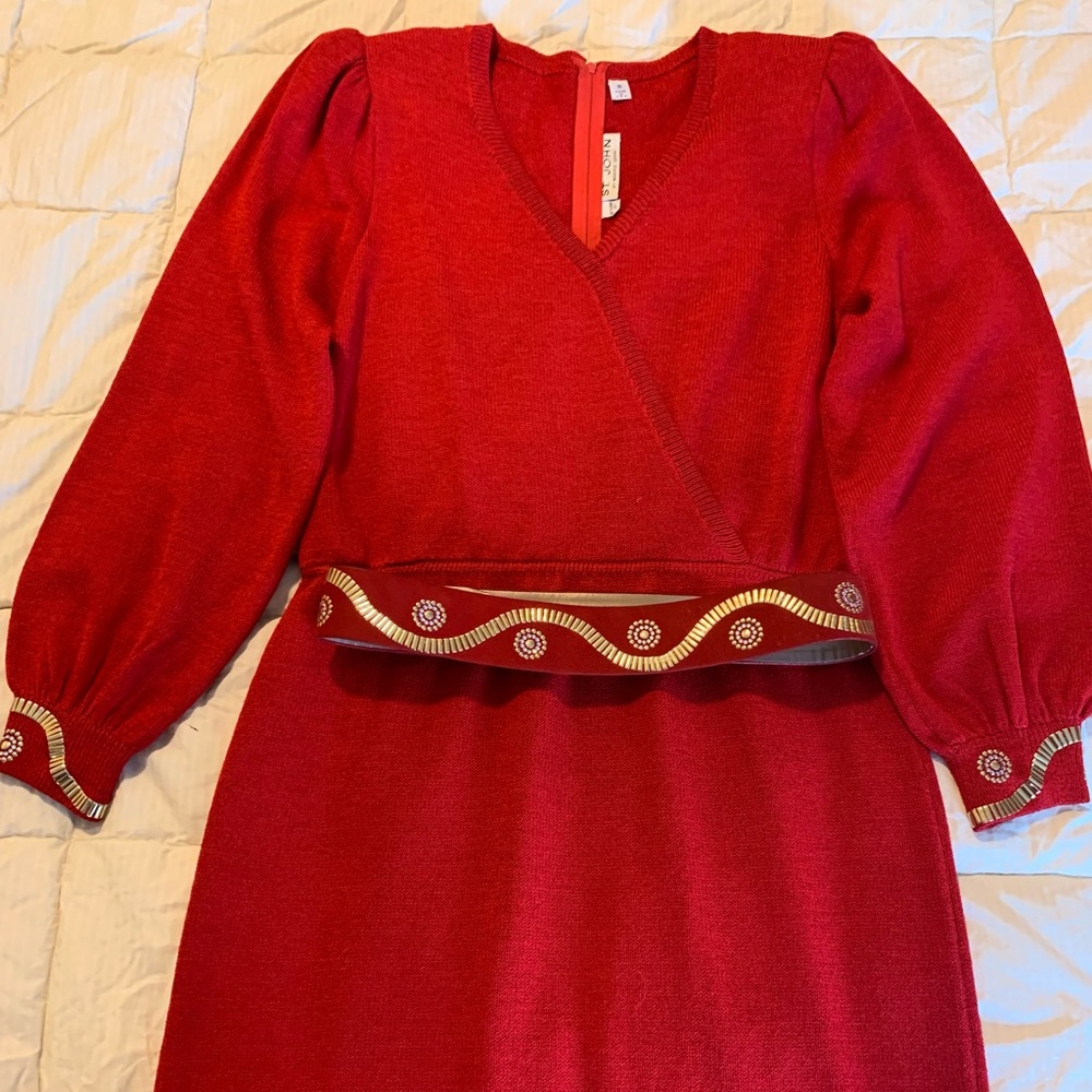 A ST. JOHN red dress to impress!
